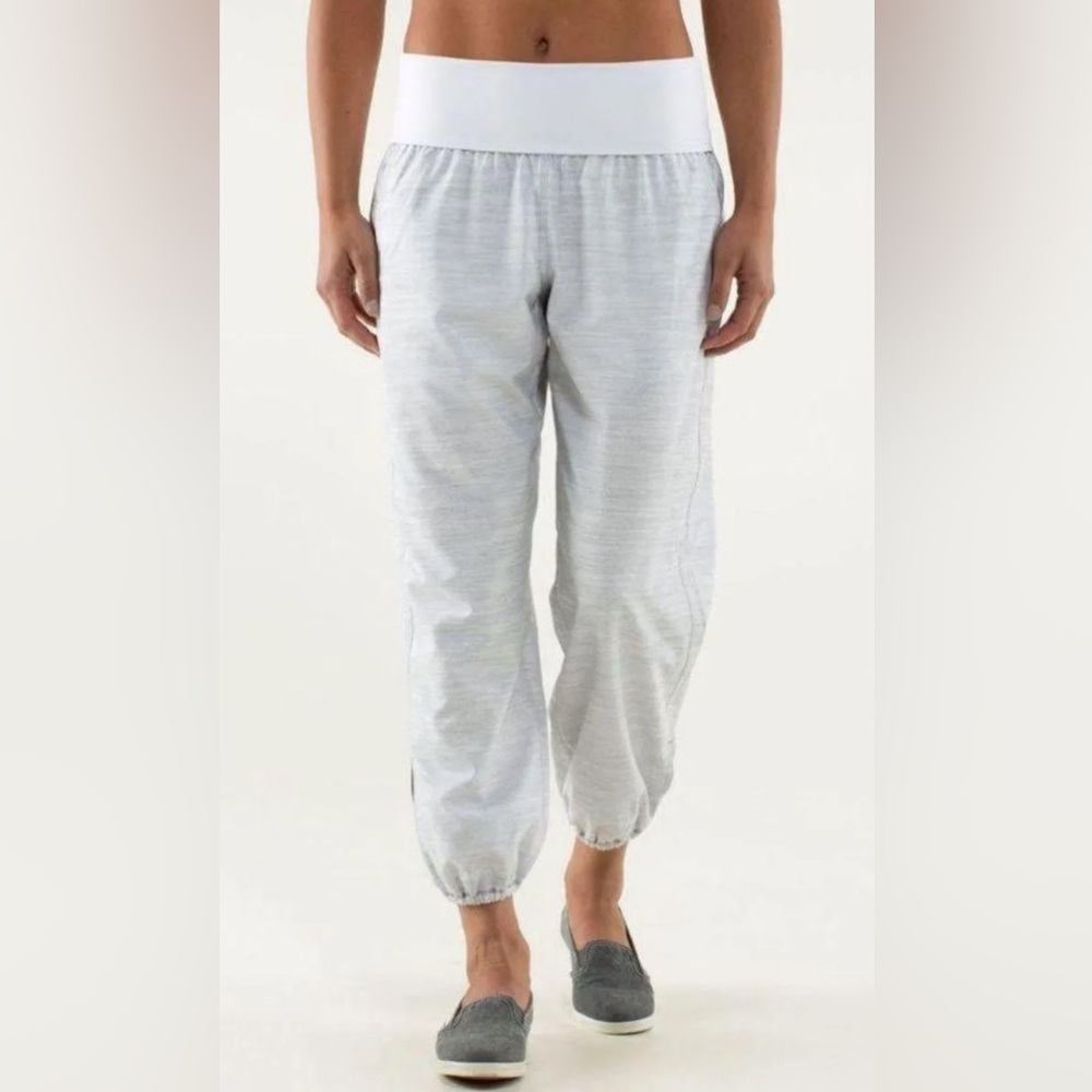 Lululemon Om Pants Size 4